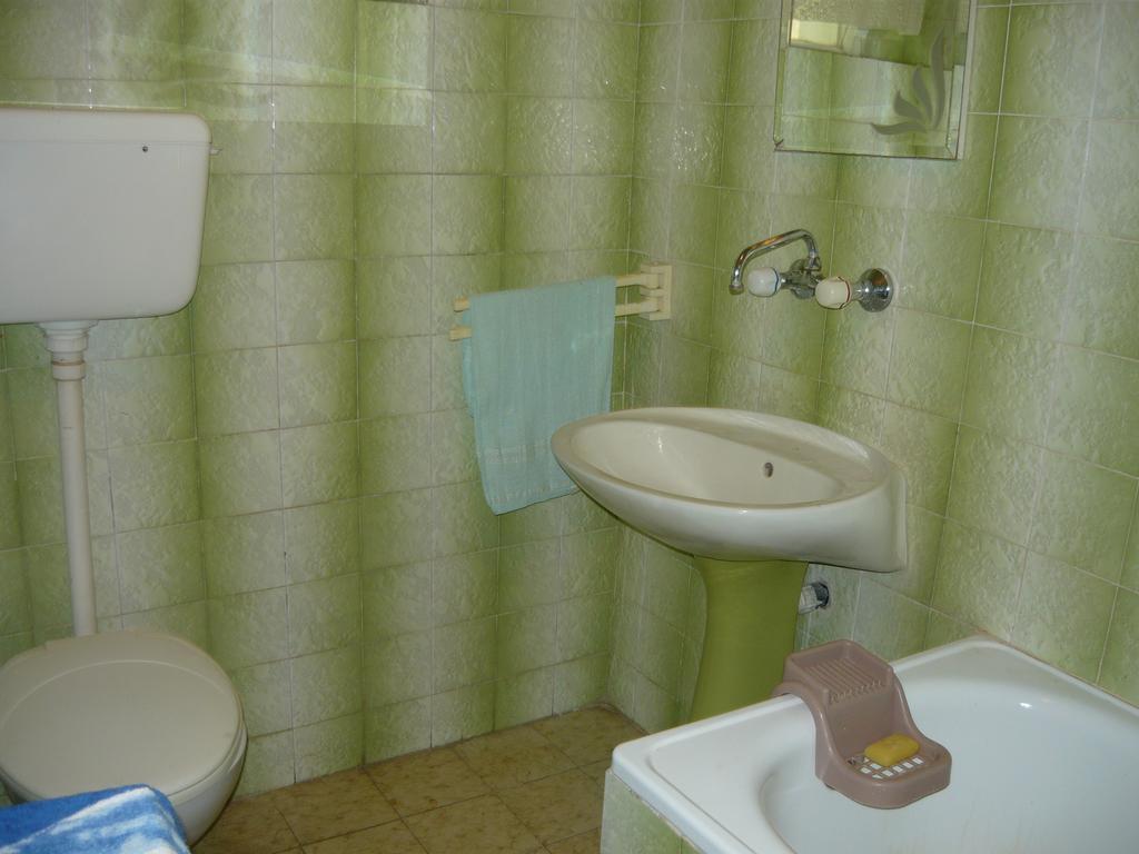 Rooms Banicevic Risan Buitenkant foto