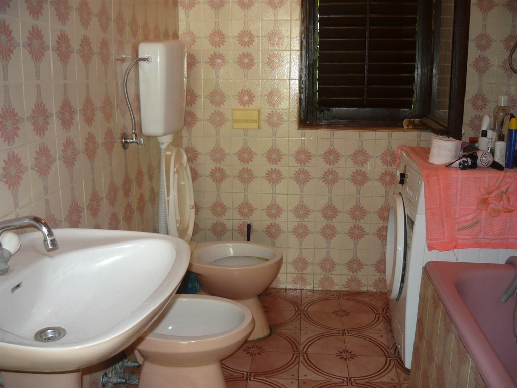 Rooms Banicevic Risan Buitenkant foto