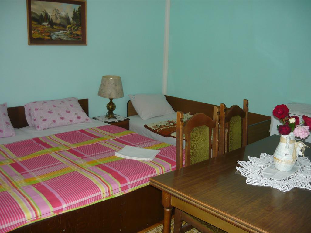 Rooms Banicevic Risan Kamer foto